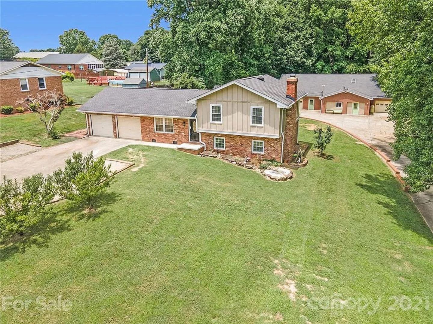 Kannapolis House: 3111 Mocking Bird Ln