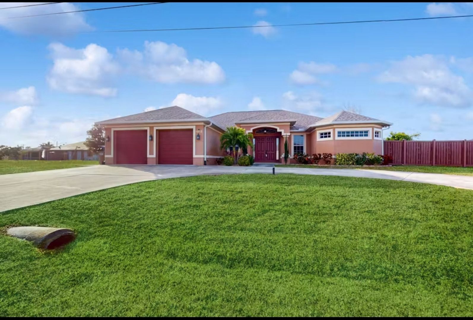 Cape Coral House: 1012 Sw 39th Ter