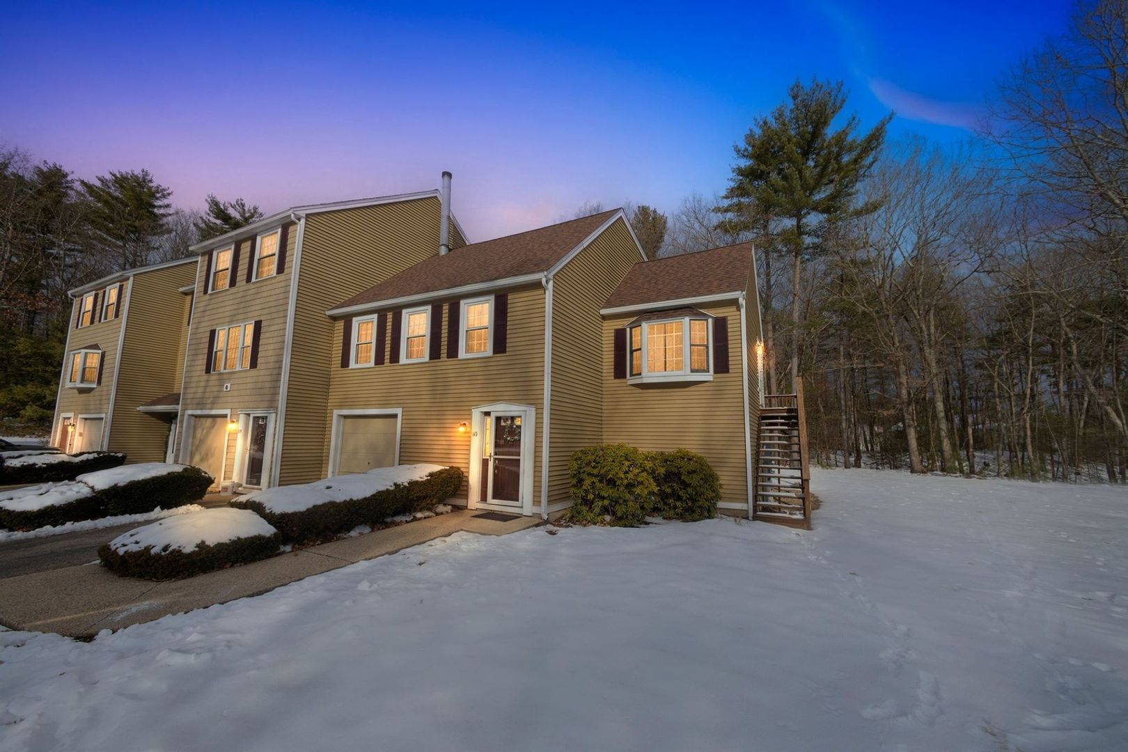 Plaistow Townhome: 15 Culver St