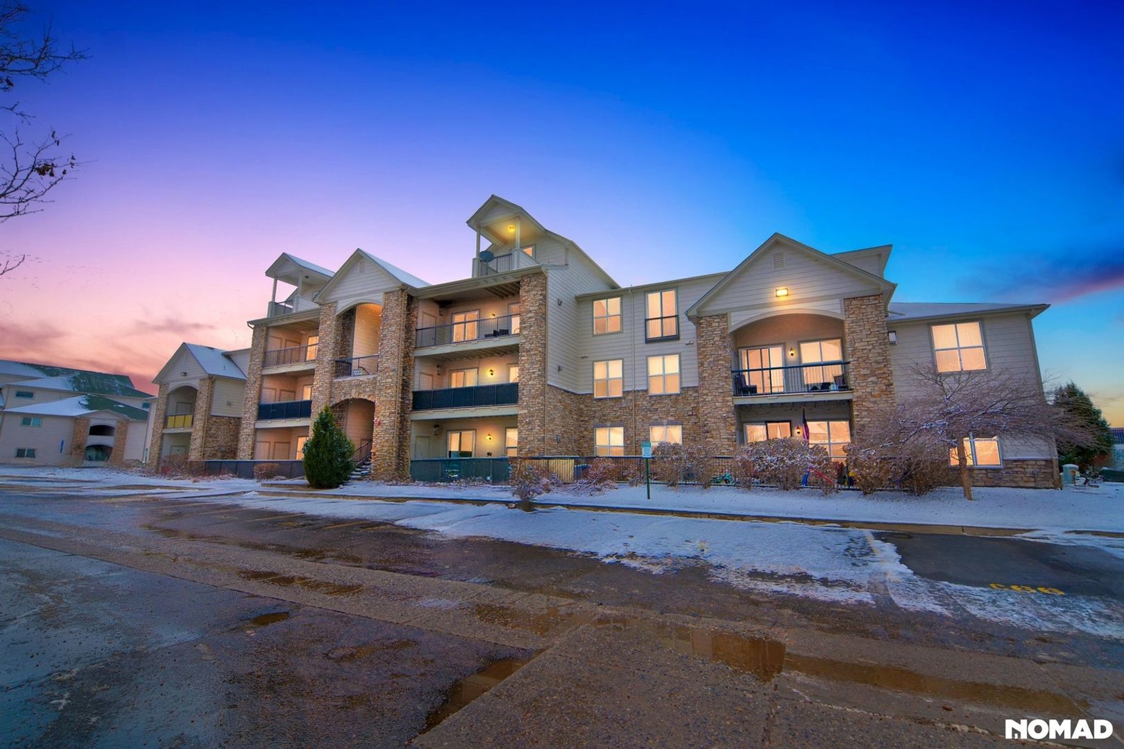 Englewood House: 7222 S Blackhawk St