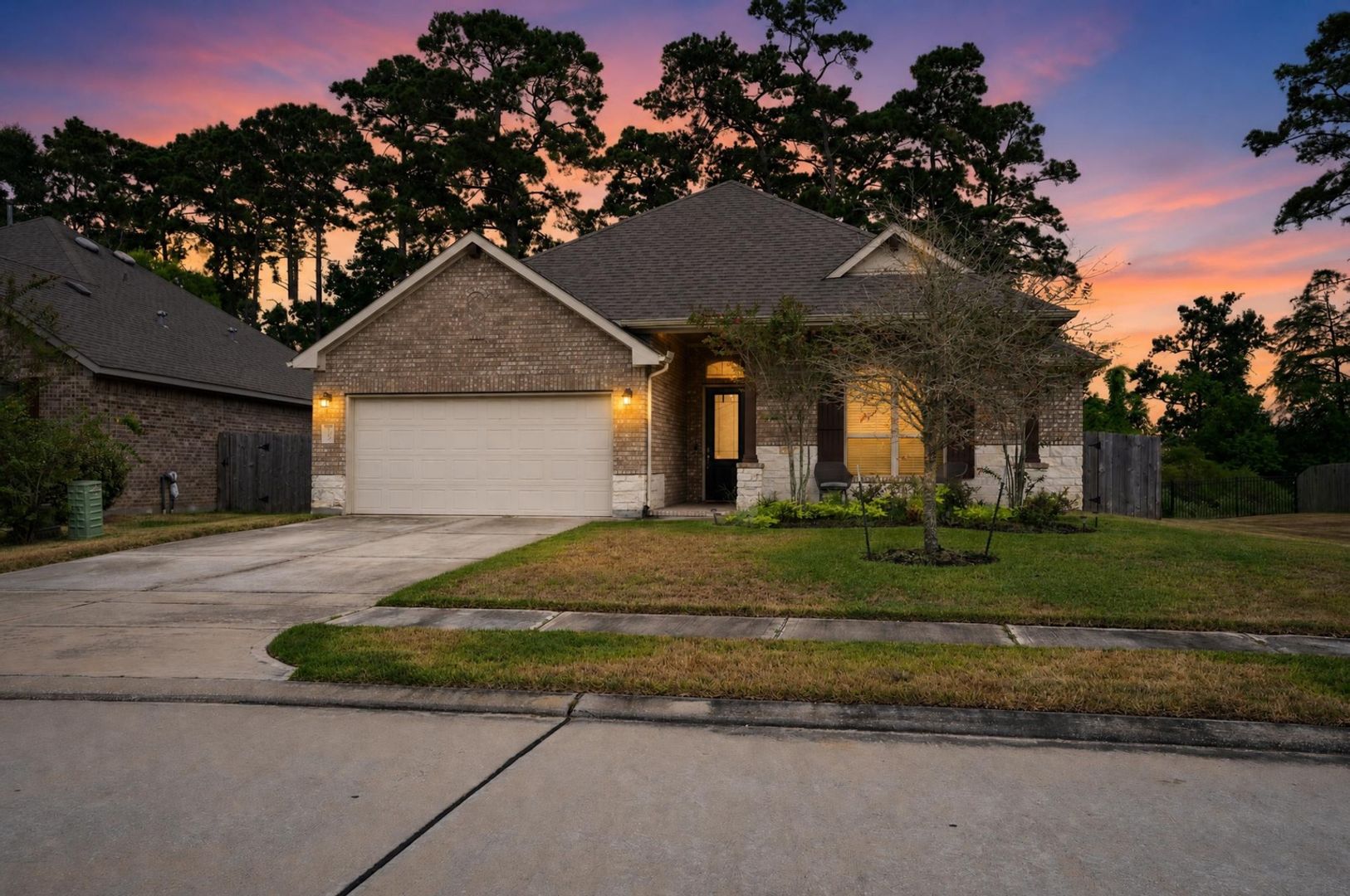 Houston House: 8822 Vasco