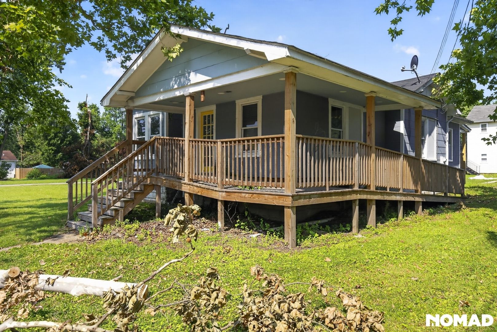 Middle River House: 12320 Eastern Ave