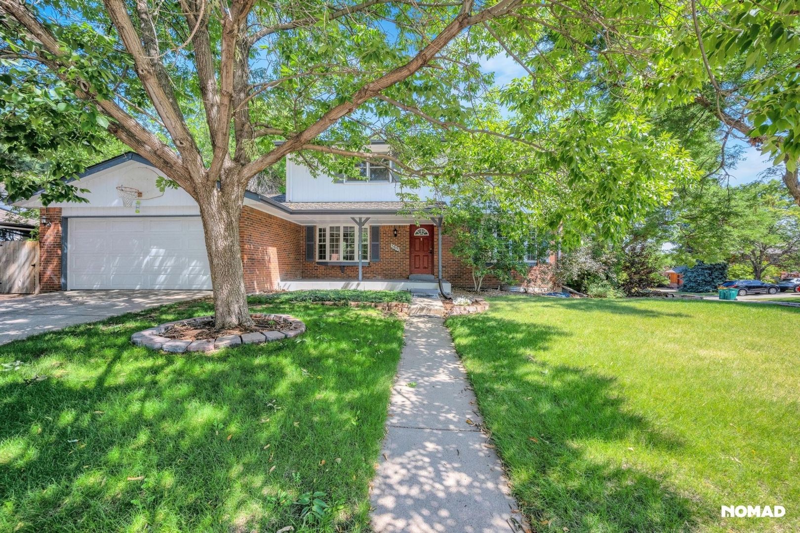 Littleton House: 3891 E Long Ct