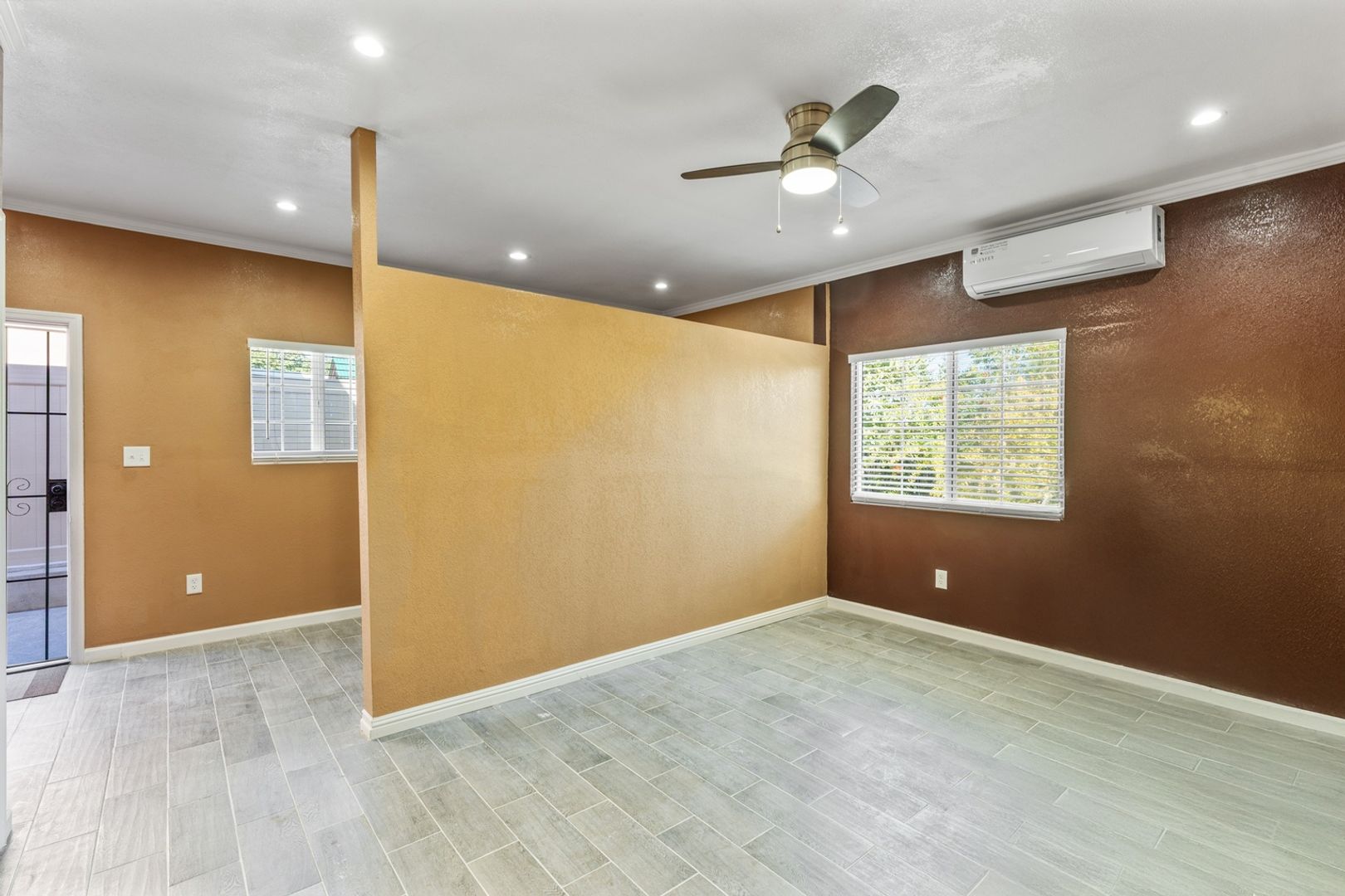 Riverside House: 18458 Hidden Ranch Road