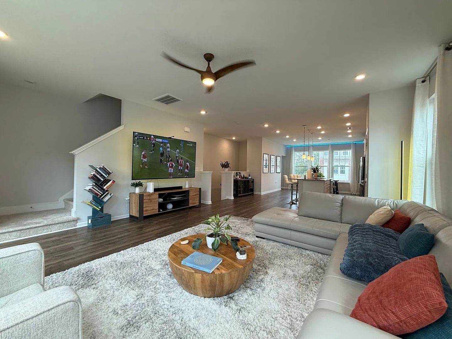 Durham House: 1228 Commack Dr