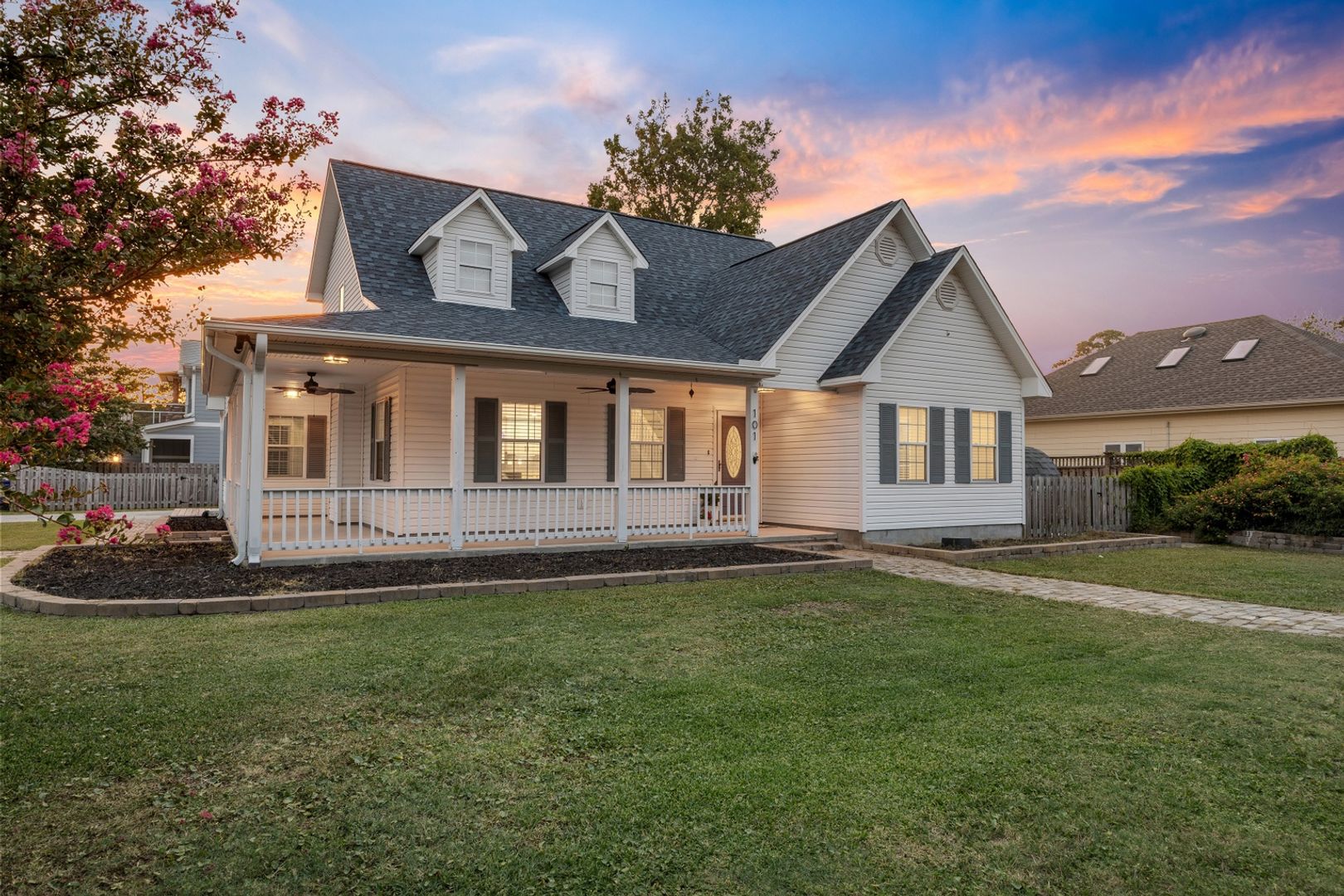Carolina Beach Townhome: 101 Sixth St N