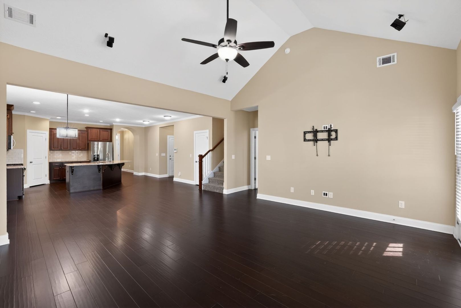 Evans House: 2226 Kendall Park Dr