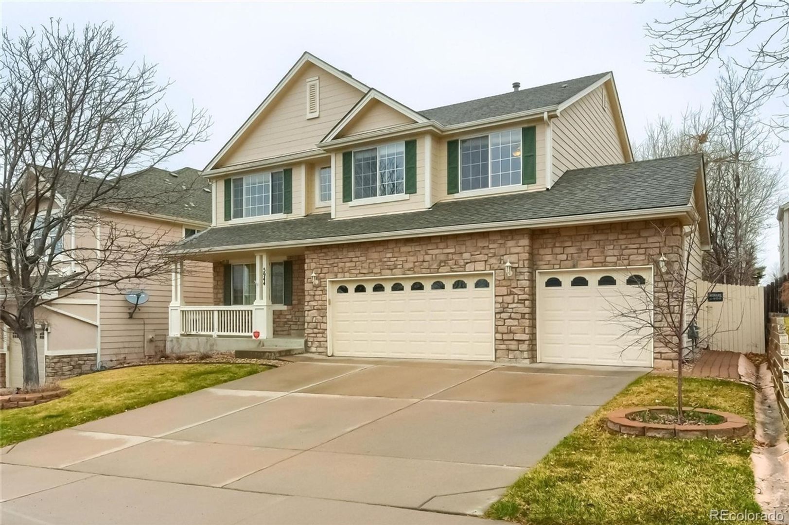 Aurora House: 5944 South Ukraine Street
