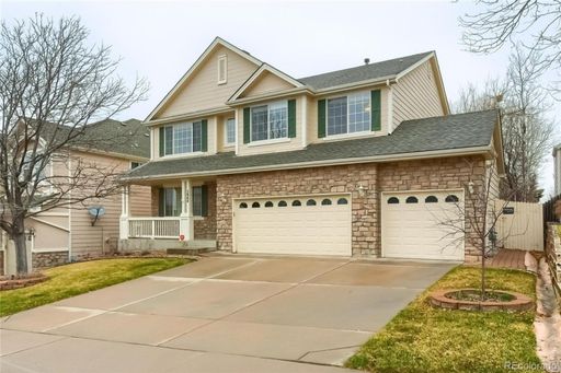 5 Bedroom single family home in Cherry Creek School District with fiber internet – photo 1