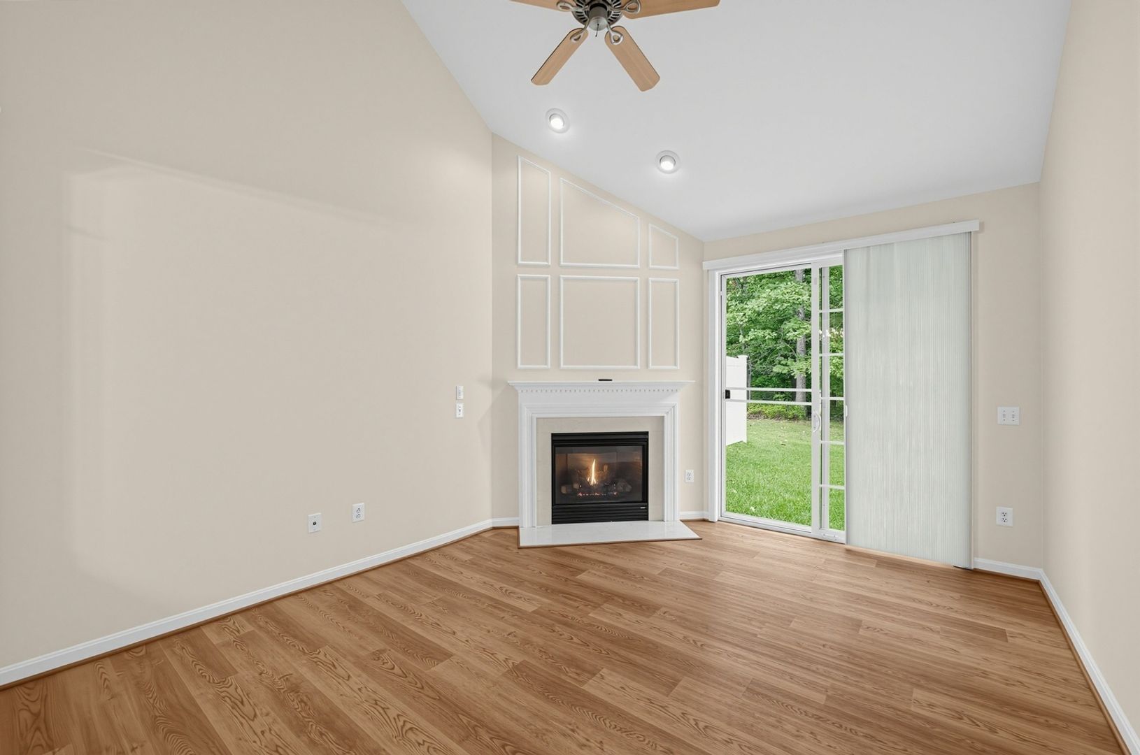 Odenton Townhome: 1504 Sapphire Ct