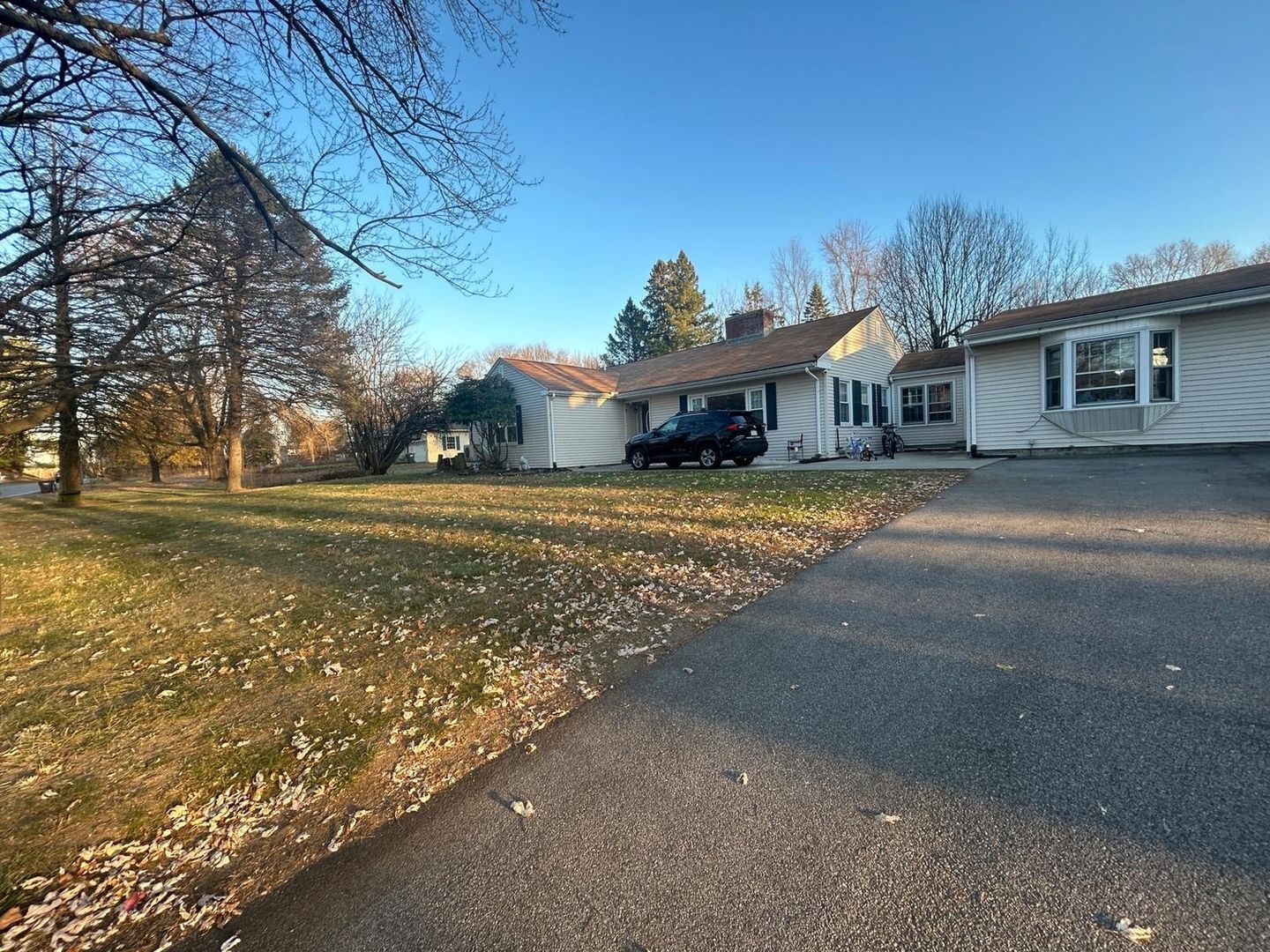 Westborough House: 183 E Main St