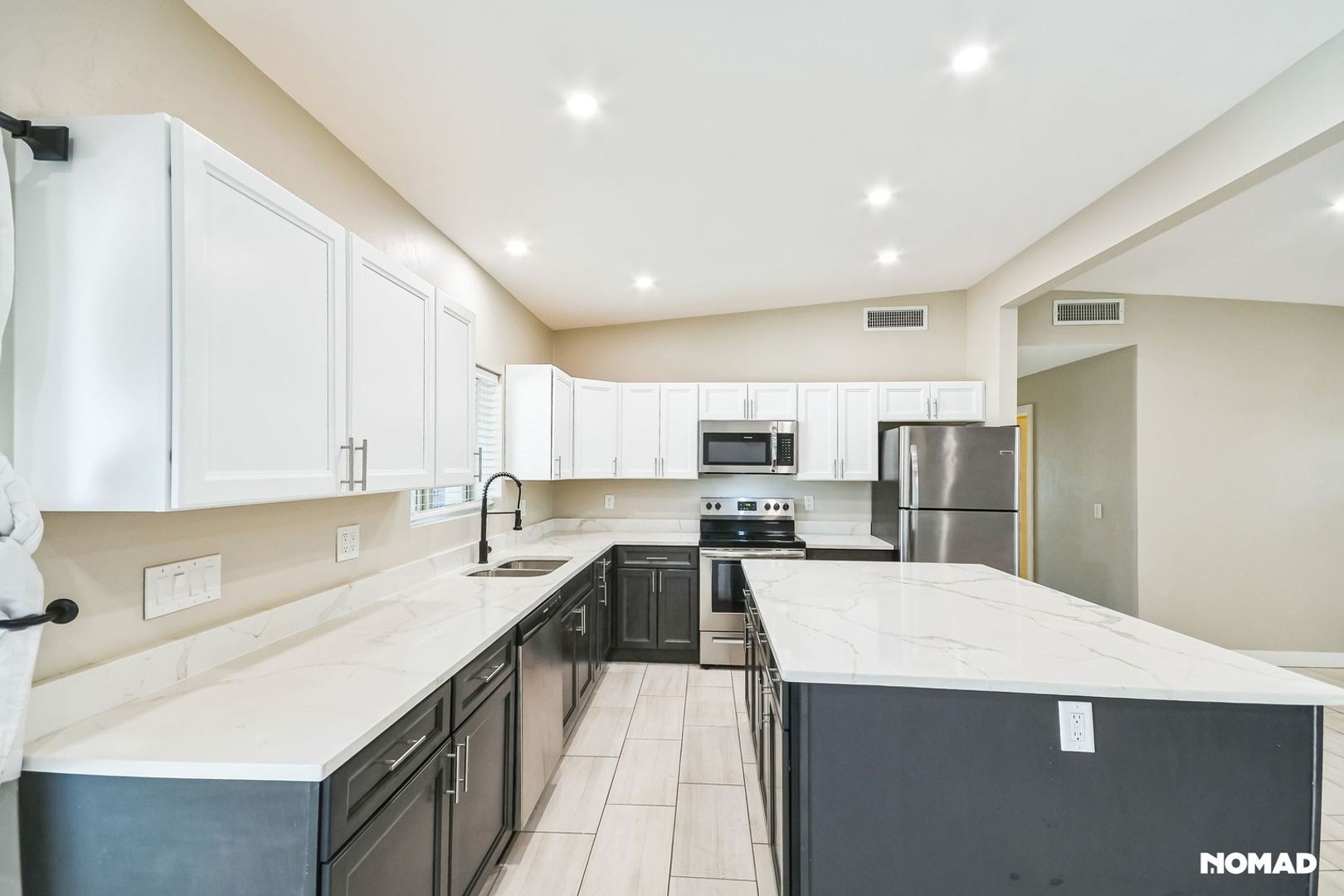 Tucson House: 3555 E 4th St