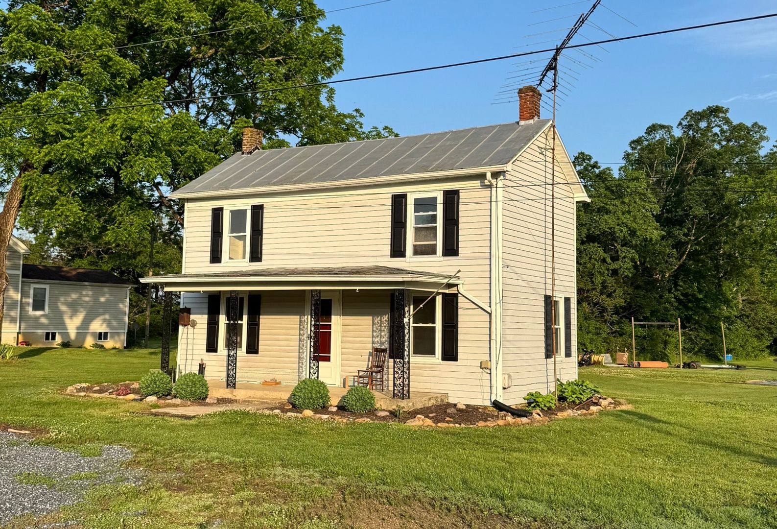 Port Republic House: 11162 Port Republic Rd