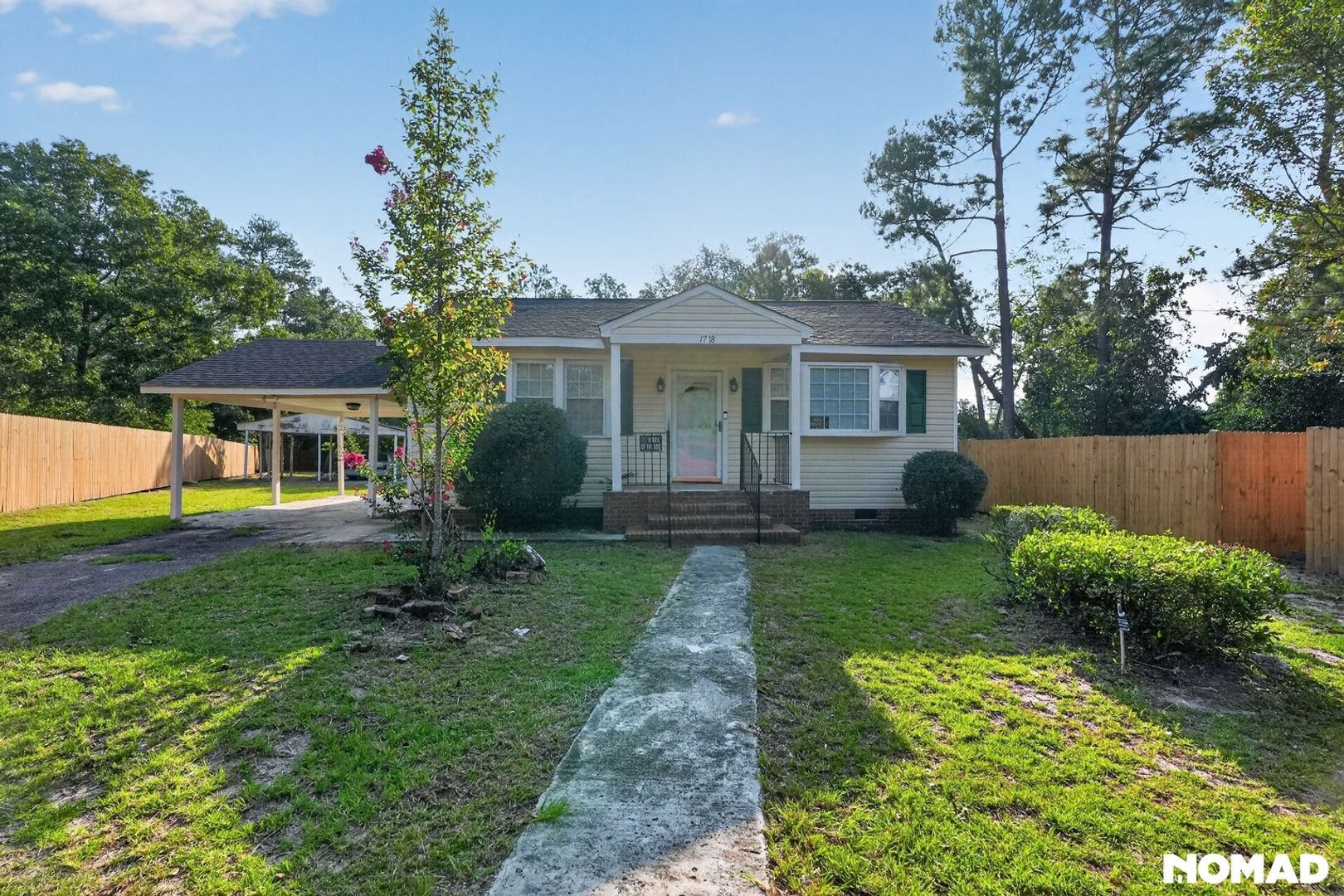 Augusta House: 1718 Barton Chapel Rd