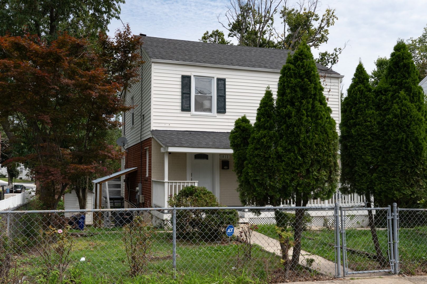 Takoma Park House: 1012 E W Hwy