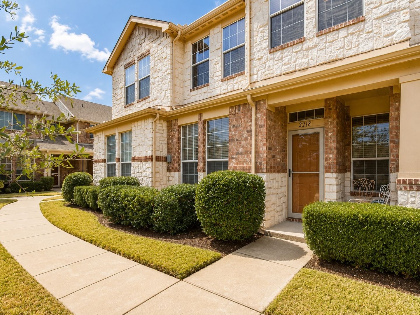Grand Prairie Townhome: 2218 Central Park Ln