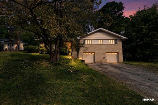 Charming 4BR House in Marietta – photo 1