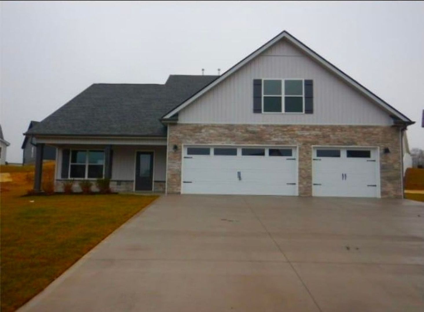 Knoxville House: 7703 Mossy Landing Ln