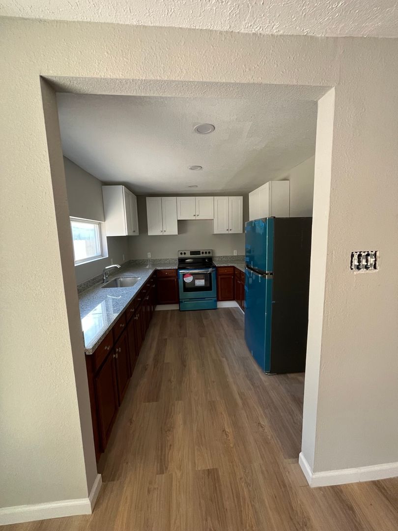 Baytown Townhome: 2102 Jones Rd