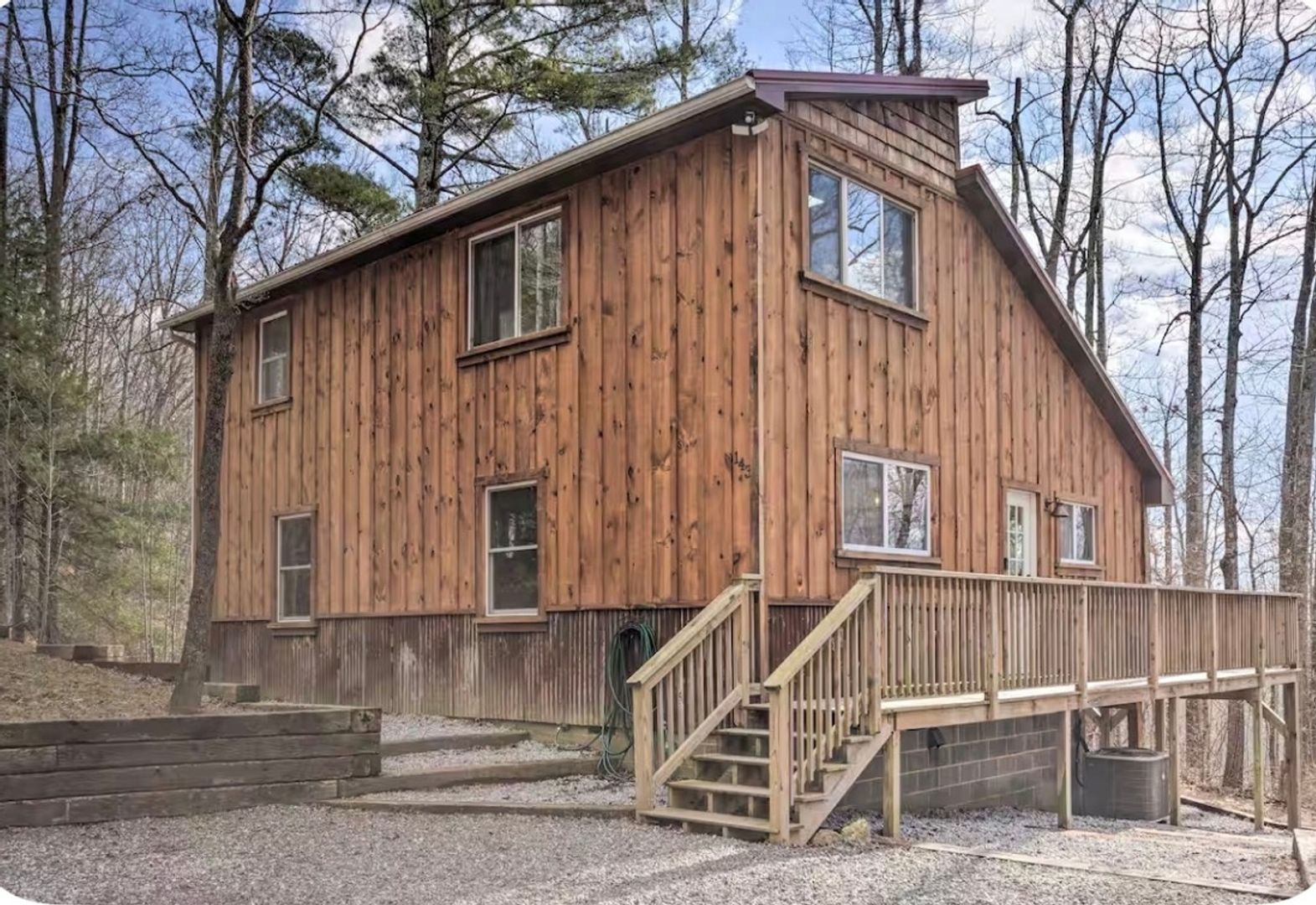 Hendersonville House: 143 Red Huckleberry Ln