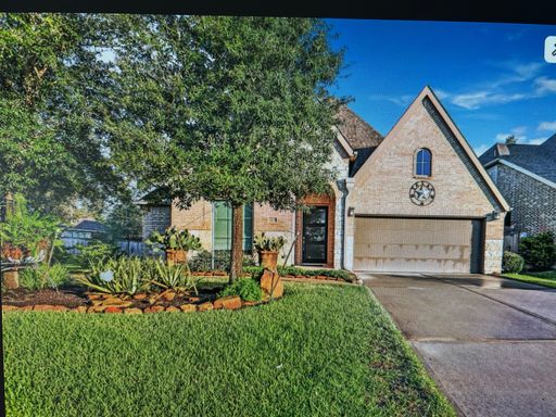 Stunning 4BR Perry House in New Caney