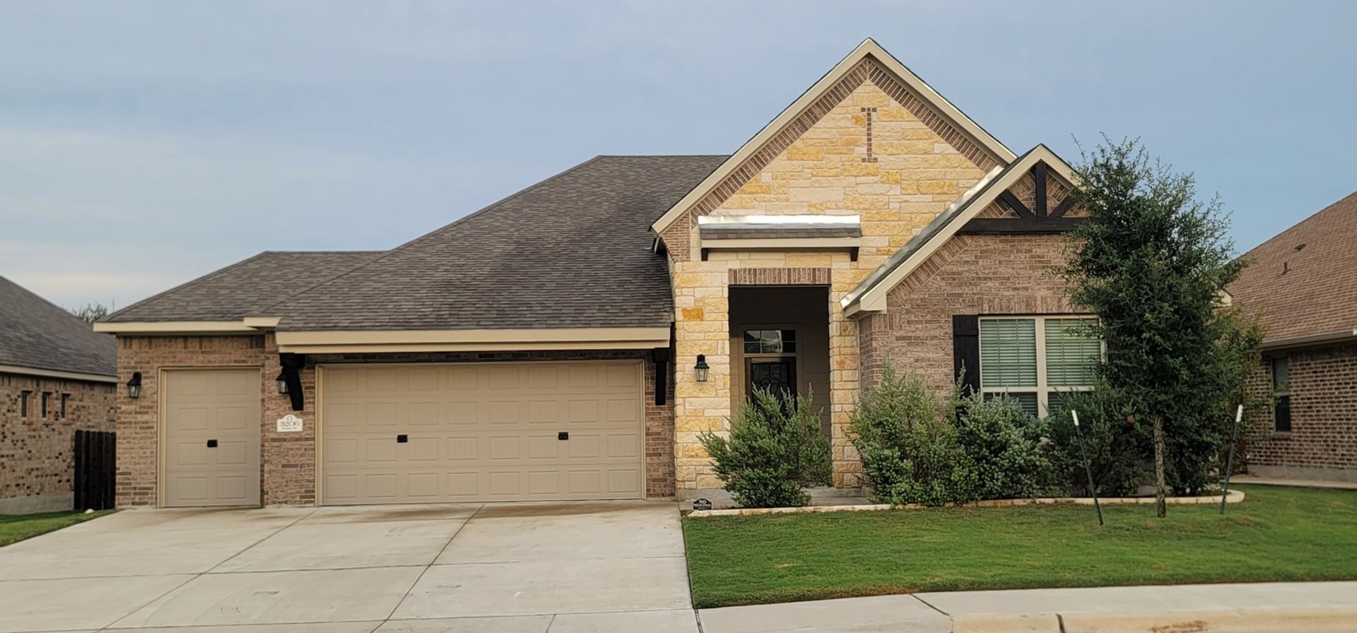 Belton House: 3206 Trinity Dr