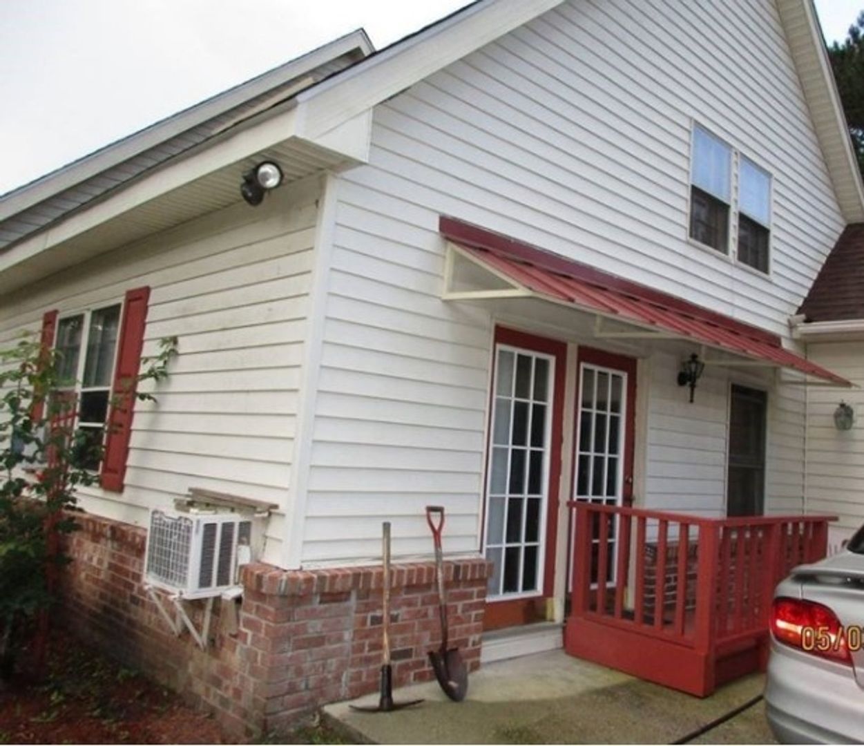 Charleston House: 2903 Limestone Blvd