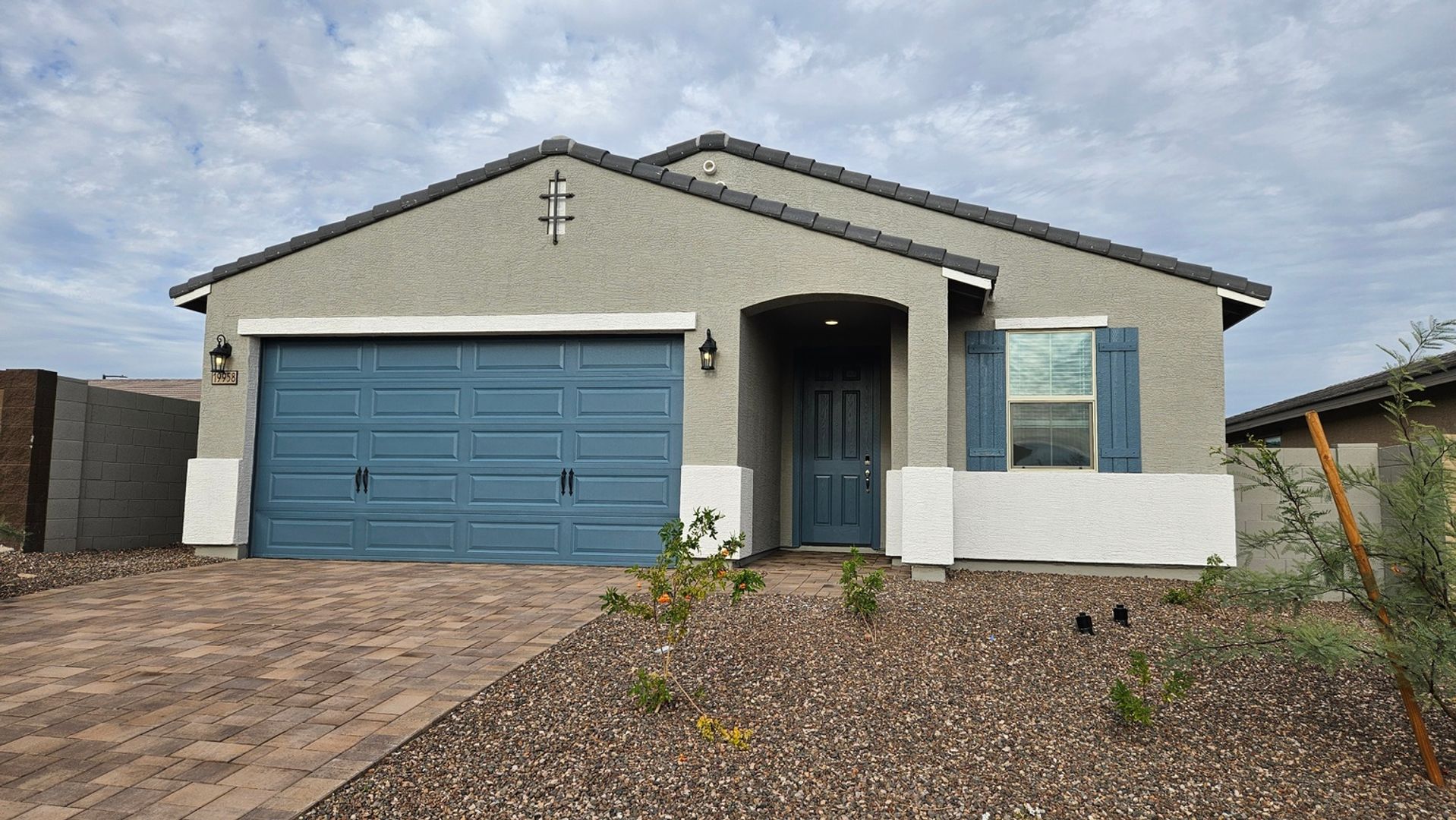 Litchfield Park House: 19958 W Badgett Ln