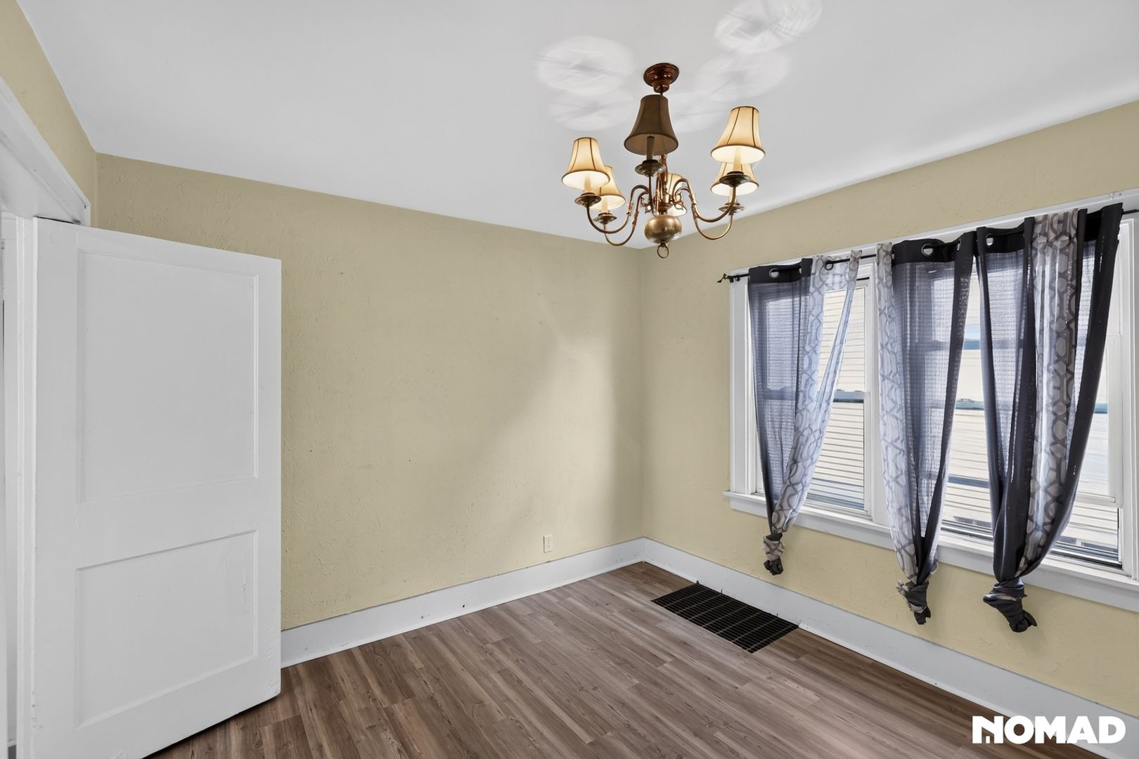Buffalo Townhome: 150 Stillwell Ave