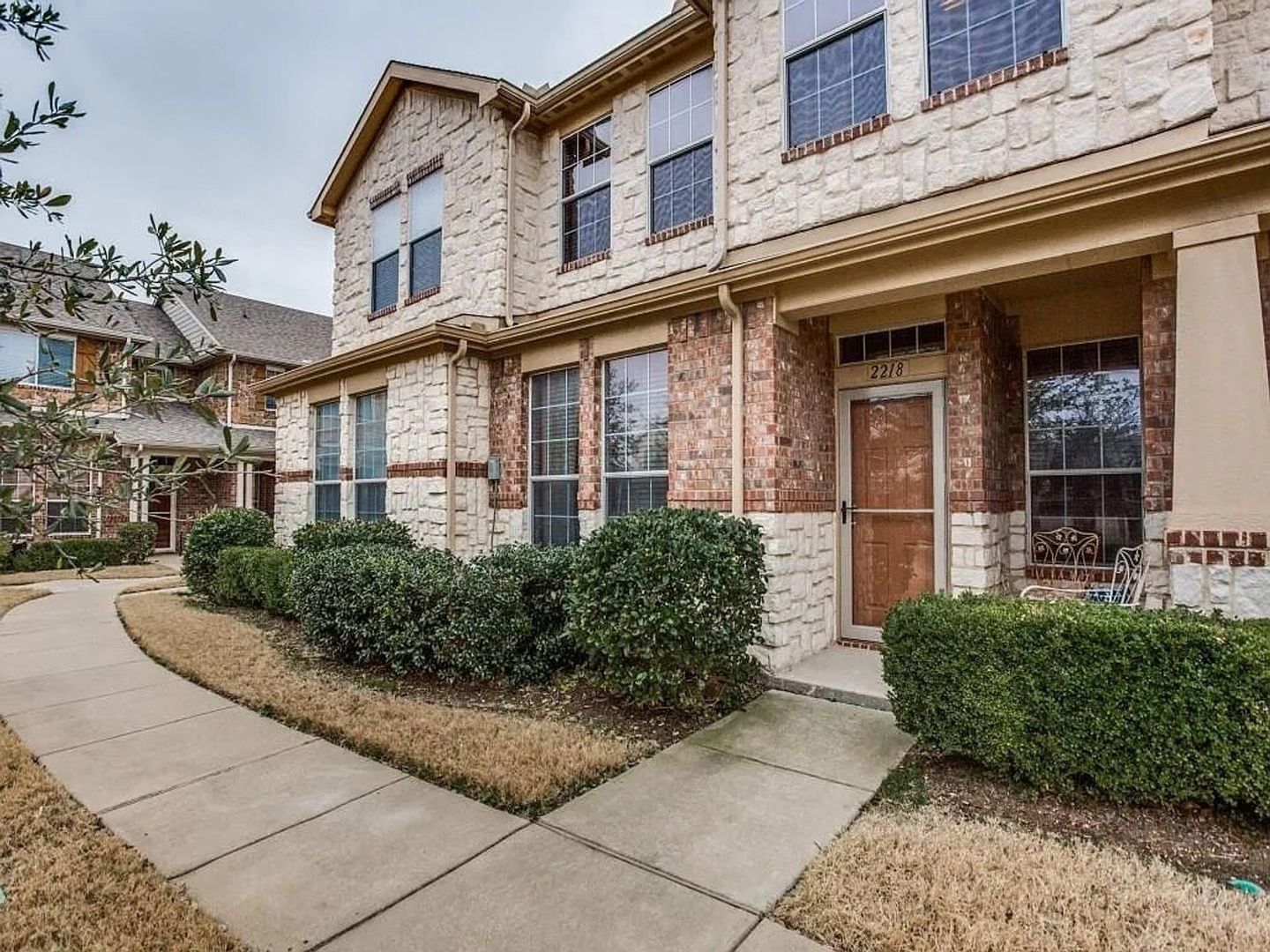 Grand Prairie Townhome: 2218 Central Park Ln