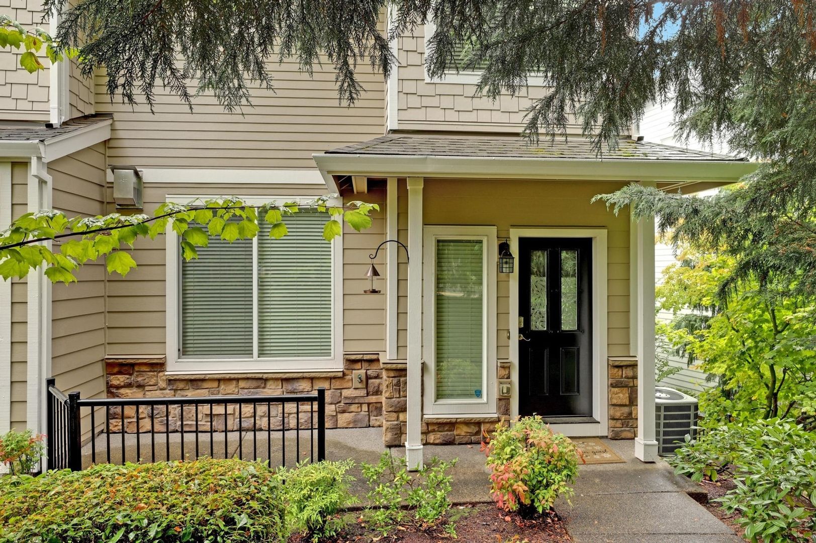 Hillsboro Townhome: 10533 Ne Avery Way