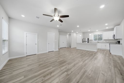Charming 3BR House in San Antonio – photo 1