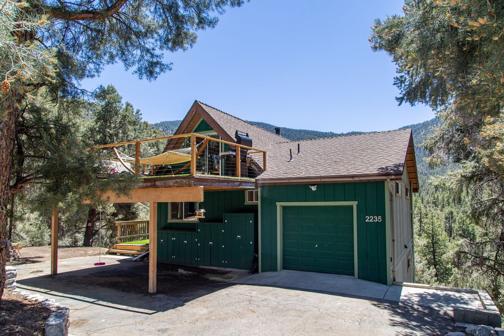 Pine Mountain Club House: 2235 Ironwood Dr