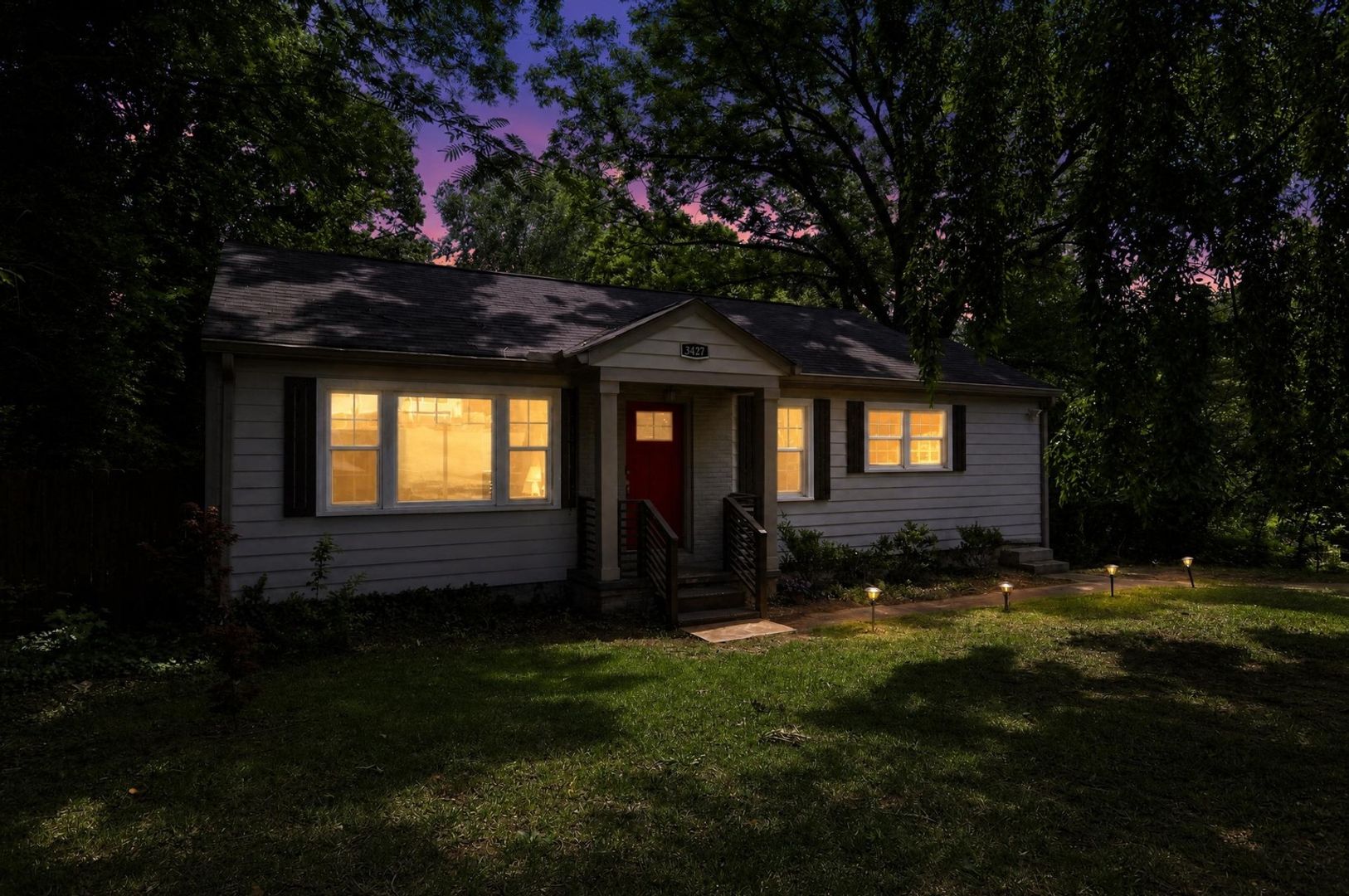 Decatur House: 3427 Jackson Dr