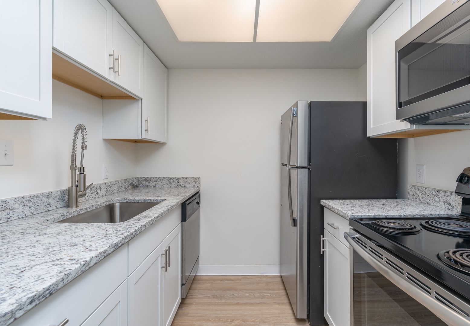 Columbus Apartment: 2877 E Broad St