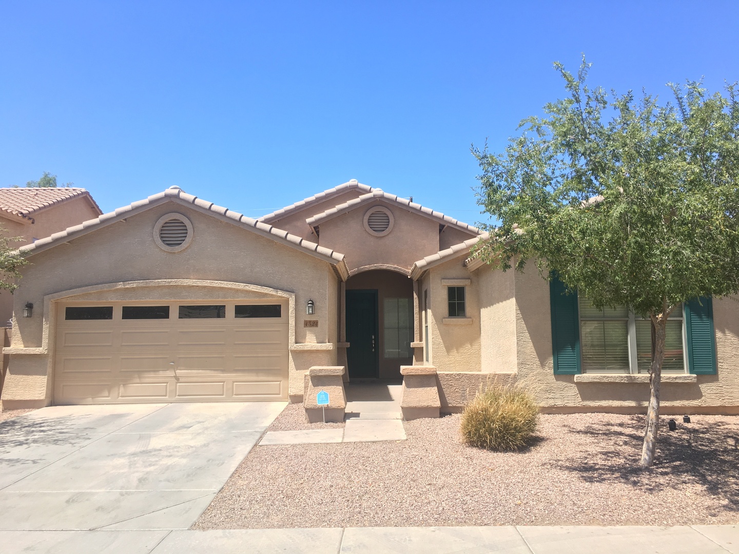 Laveen House: 4524 W. Pleasant Ln.