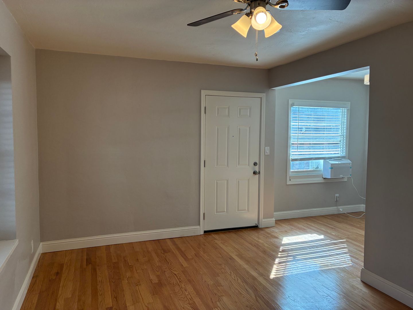 Sacramento Apartment: 1724 H Street