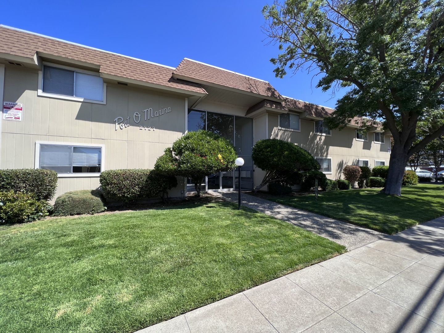 San Leandro Apartment: 2727 Marina Blvd