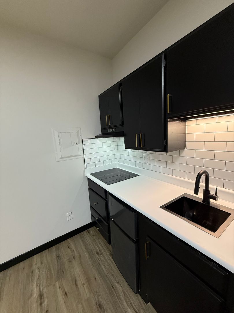 Seattle Apartment: 1411 Boylston Ave