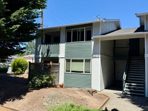 Spacious 2-Bedroom 1 Bath Apartment – Don’t Miss Out! – photo 1