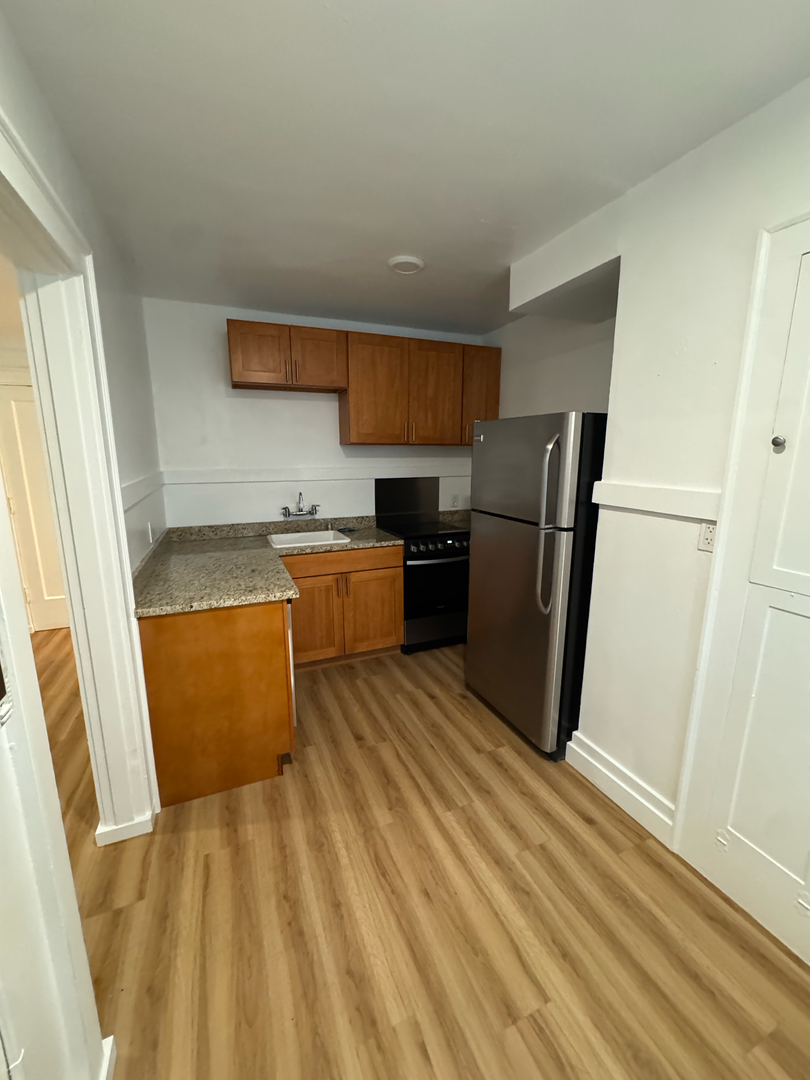 Seattle Apartment: 2003 Boylston Ave E