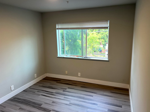 Leasing NOW and for Summer & Fall Quarter - Rooms Starting at $995 – photo 1