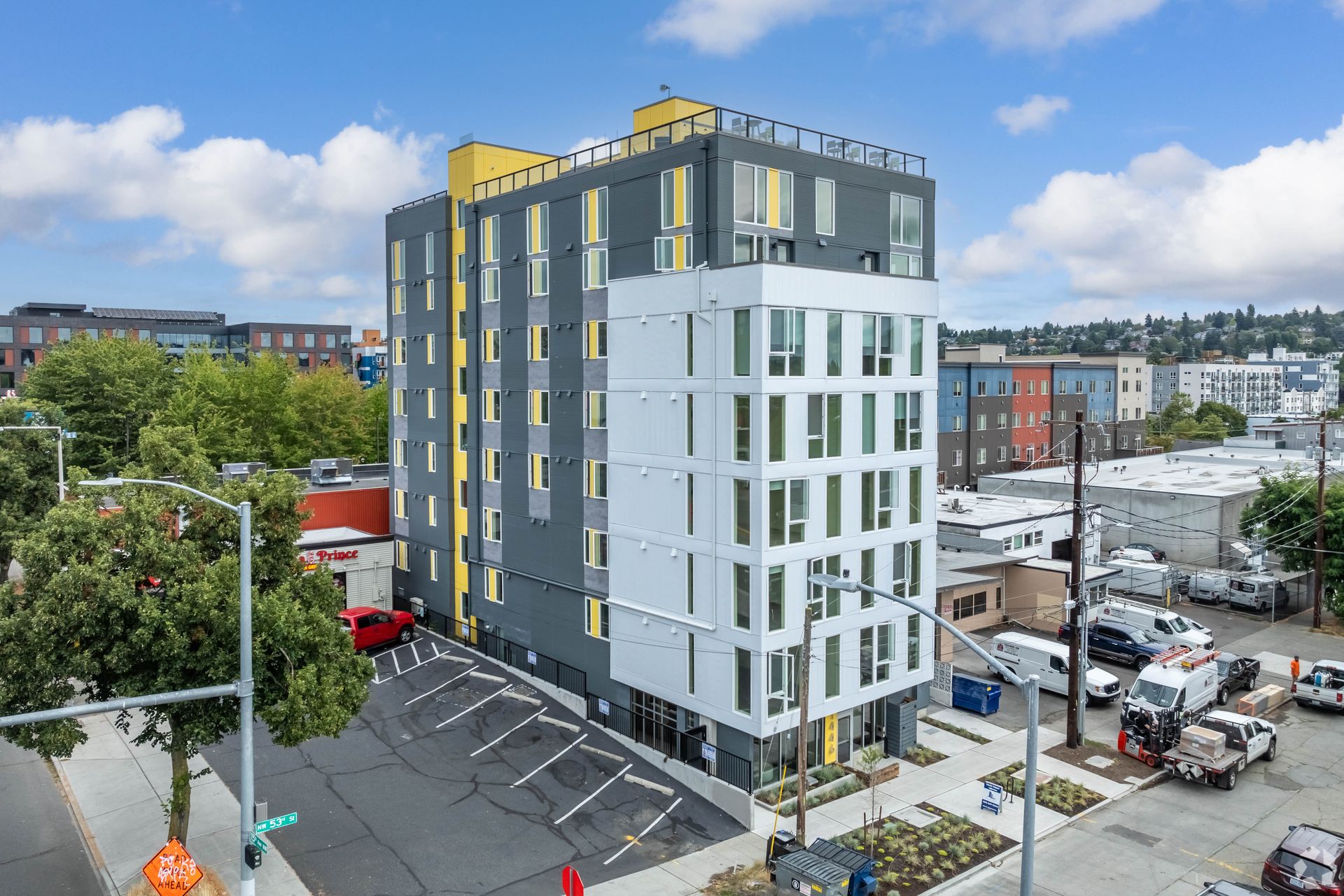 Seattle Apartment: 1446 NW 53rd St
