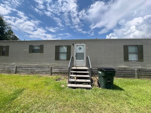 2 BDRM 2 BATH Mobile Home