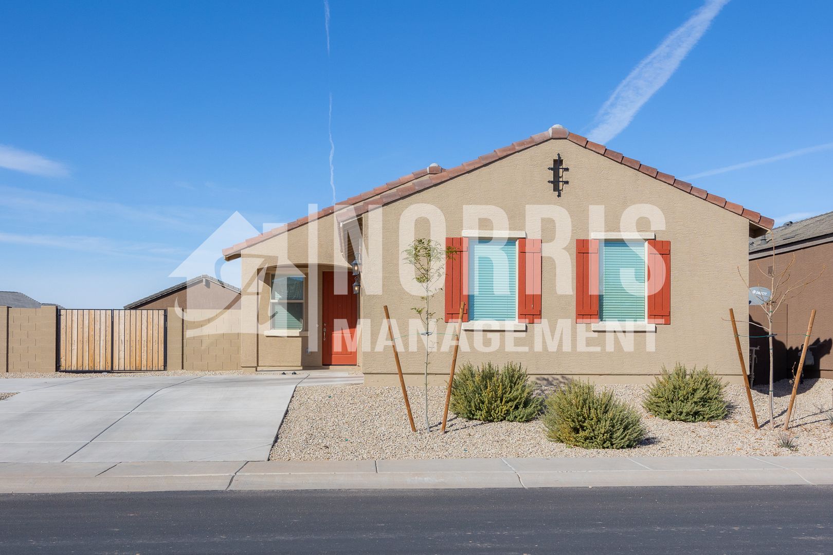 Casa Grande House: 247 S San Gregorio Ln