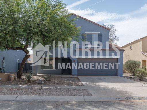 Beautifully Updated Large Home in Coolidge – photo 1