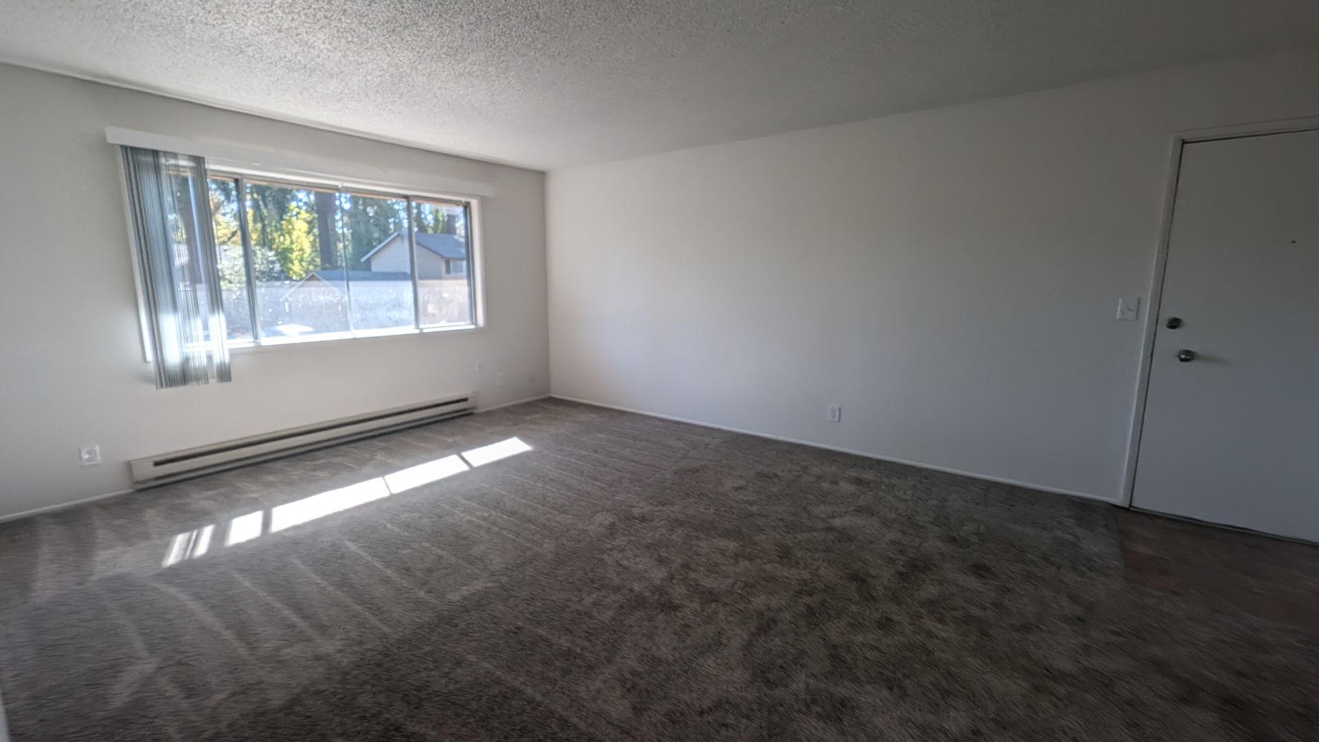 BEAVERTON Apartment: 5920 SW ERICKSON AVENUE