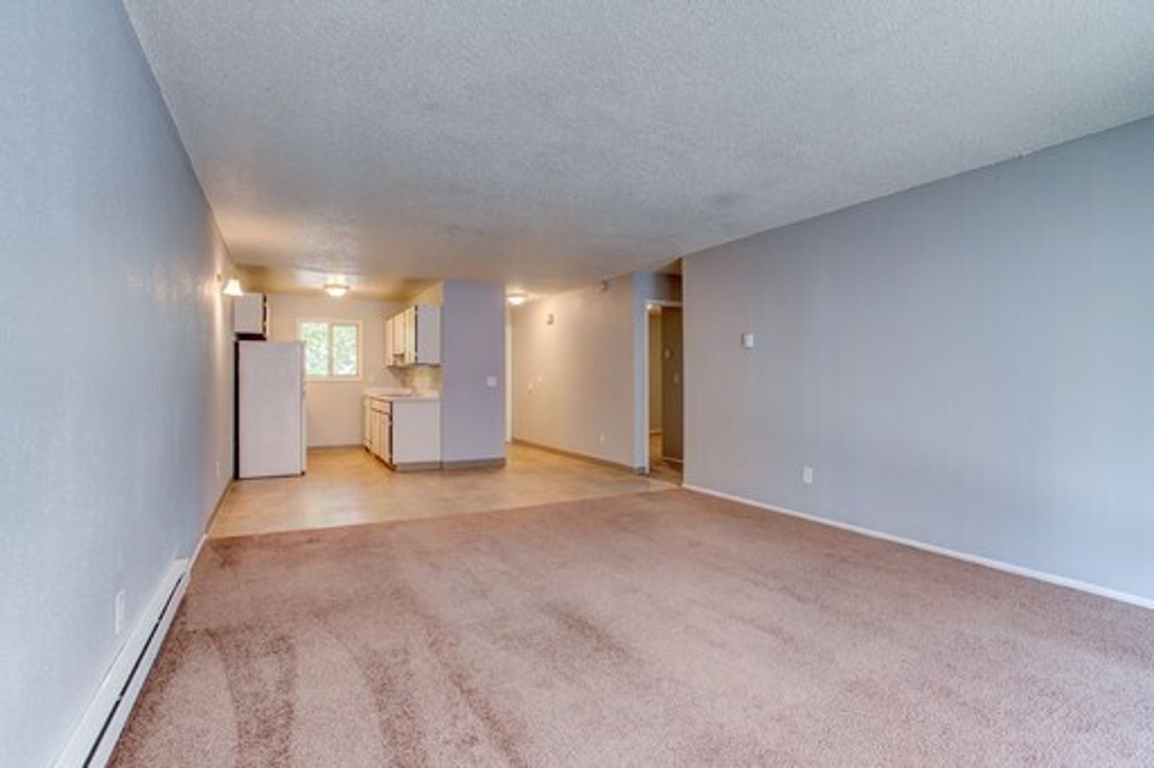 PORTLAND Apartment: 8924 SW 30TH AVE.