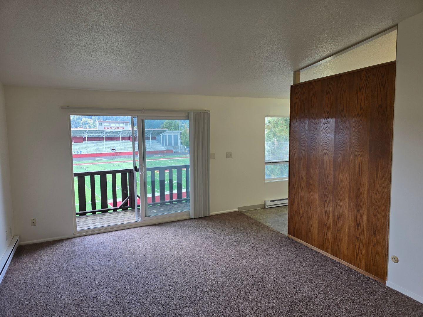 MILWAUKIE Apartment: 11233 SE 27th #101