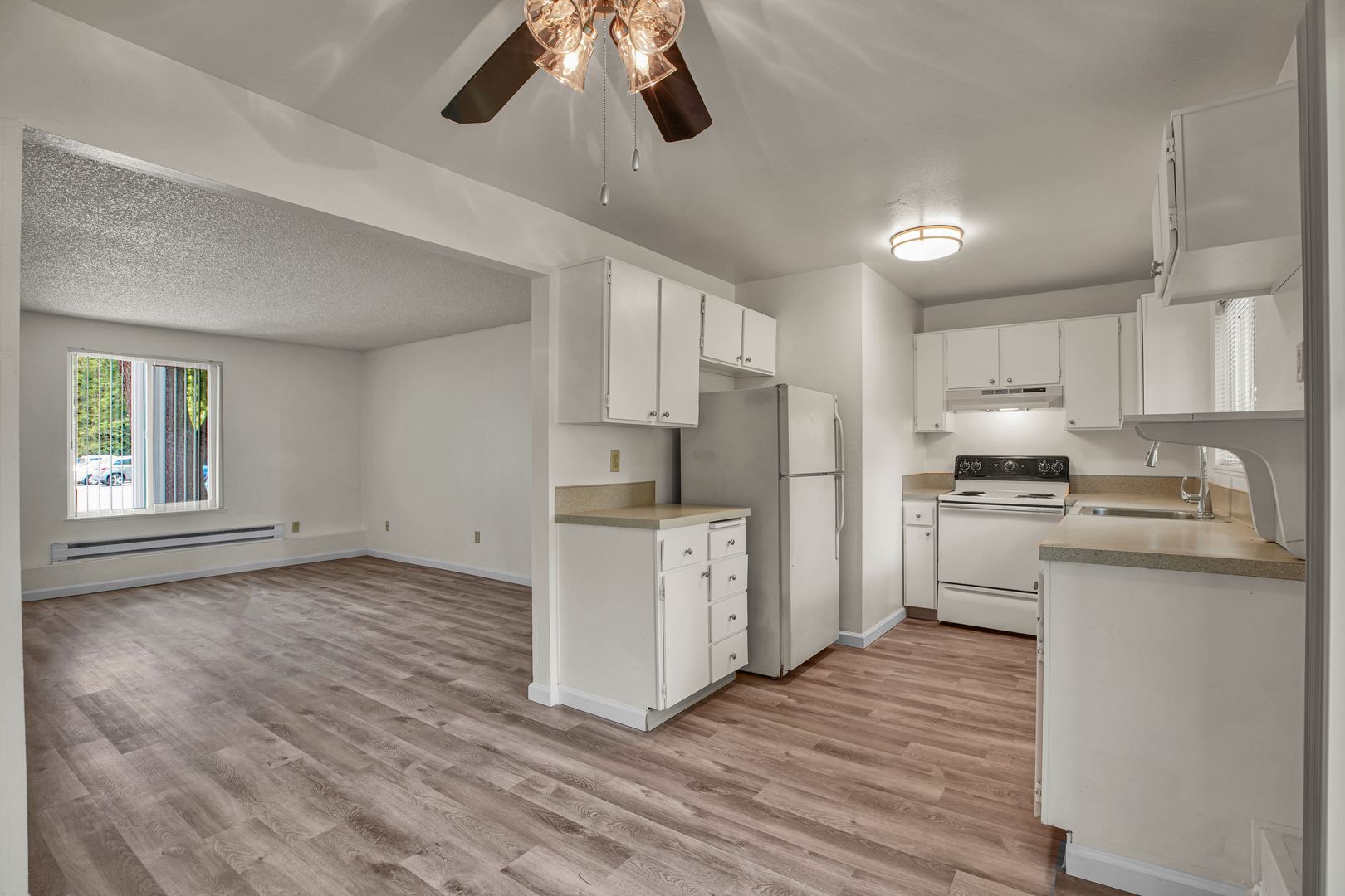 WEST LINN Apartment: 1700 BLANKENSHIP RD